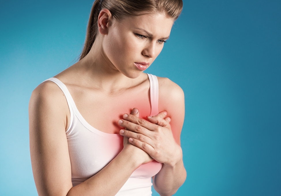 9 síntomas de infarto en las mujeres (y qué hacer) - Tua Saúde