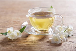 Illustrative image of the article Jasmine Tea: Health Benefits, How to Make & Side Effects