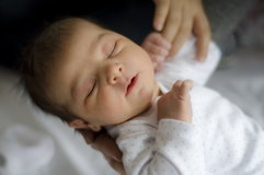 Illustrative image of the article Why do babies get hiccups?