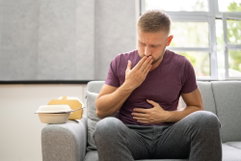 Illustrative image of the article Erosive Esophagitis: Symptoms, Causes & Treatment