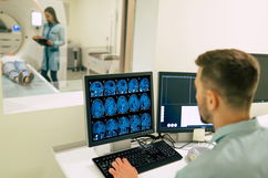 Imagen ilustrativa del artículo Tomografia de cráneo: qué es, para qué sirve y cómo se realiza