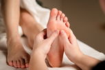 Imagen ilustrativa del artículo Reflexología podal: qué es, para qué sirve y mapa o puntos
