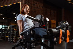 Imagem ilustrativa do artigo Cadeira extensora: para que serve, qual músculo trabalha (e como fazer)