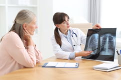 Imagen ilustrativa del artículo Cáncer de pulmón: 10 síntomas (iniciales y tardíos) y tratamiento