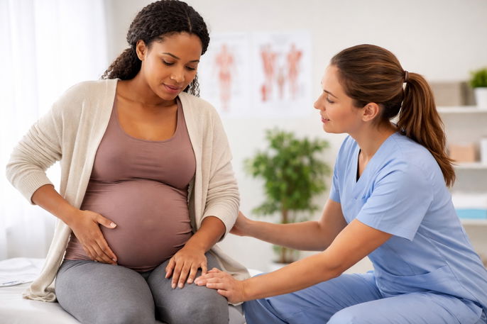 Woman experiencing symphysis pubis dysfunction | AI-generated image