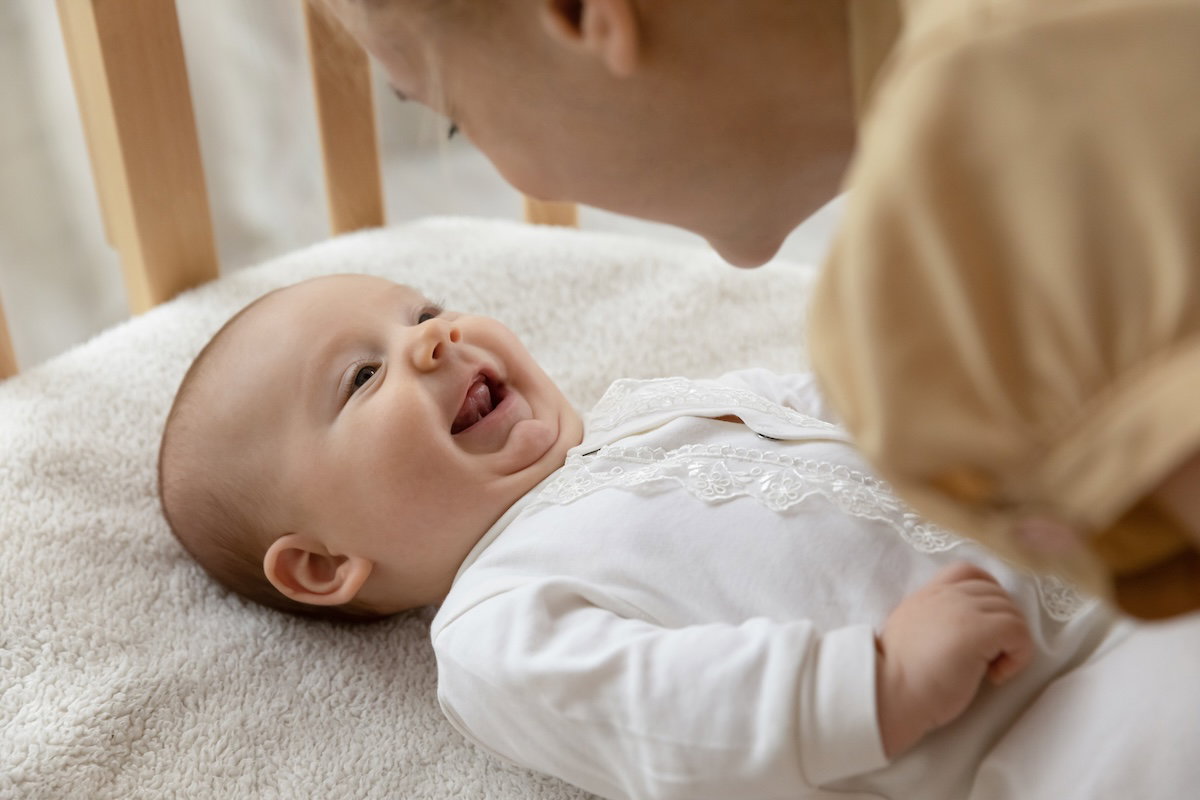 Quando o bebê começa a falar? (e como estimular a fala em cada idade ...