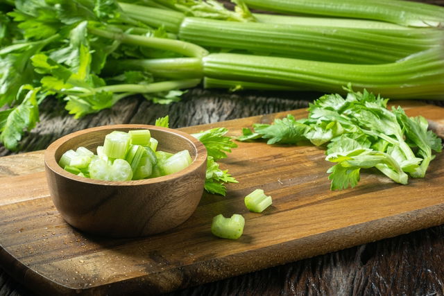 Celery to lower blood pressure hotsell