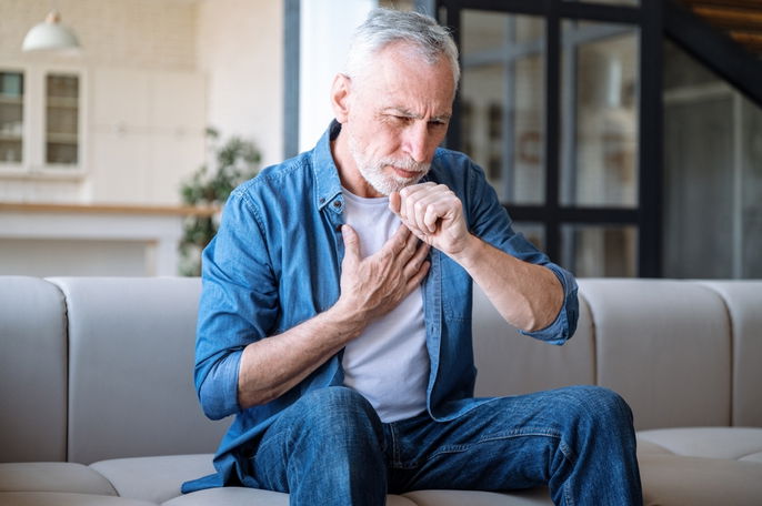 Pain in Middle of Chest: 6 Causes, Symptoms & Treatment - Tua Saúde