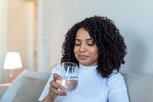 Illustrative image of the article Does water have calories?