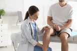 Illustrative image of the article Why does my knee hurt when I bend it and straighten it (no swelling)?