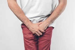 Illustrative image of the article Swollen Penis: Top 6 Causes & What to Do