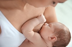 Illustrative image of the article Can I take ibuprofen while breastfeeding?