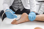 Imagem ilustrativa do artigo Especialistas em fascite plantar: qual médico consultar?