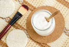 Imagem ilustrativa do artigo Como descolorir os pelos: passo a passo (e cuidados essenciais)