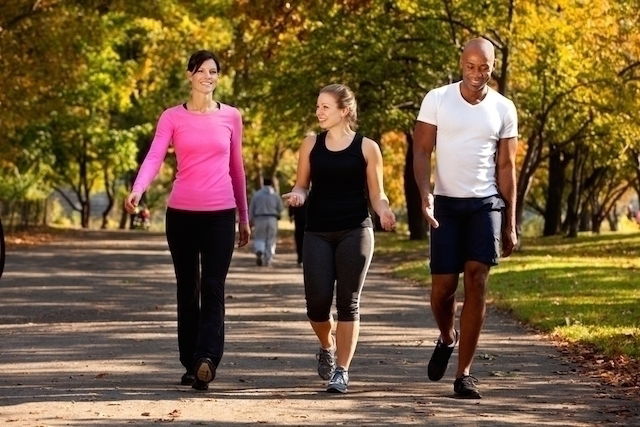 15 Beneficios de caminar para la salud - Tua Saúde