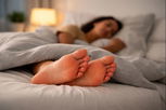 Illustrative image of the article Why are my feet hot at night?