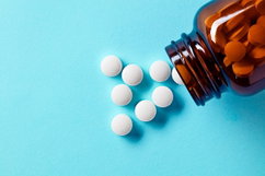 Illustrative image of the article Does Lexapro cause weight gain?