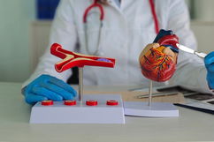 Image illustrative de l'article Angioplastie: c'est quoi, déroulement (et récupération)