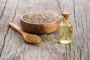 Illustrative image of the article Cumin: 10 Health Benefits, How to Use & Recipes