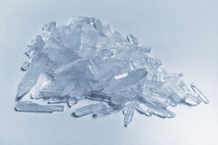 Imagen ilustrativa del artículo Cristal (droga): qué es, efectos y cómo cortar la intoxicación