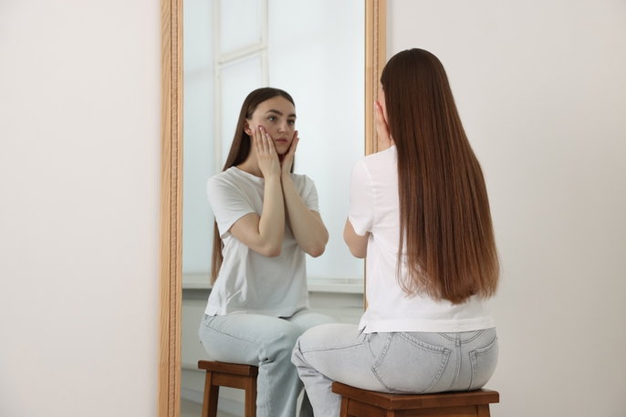 niña con despersonalización